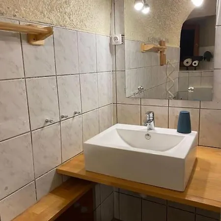 Apartment De 4 Ou 5 Personnes Le Chatus Gravieres